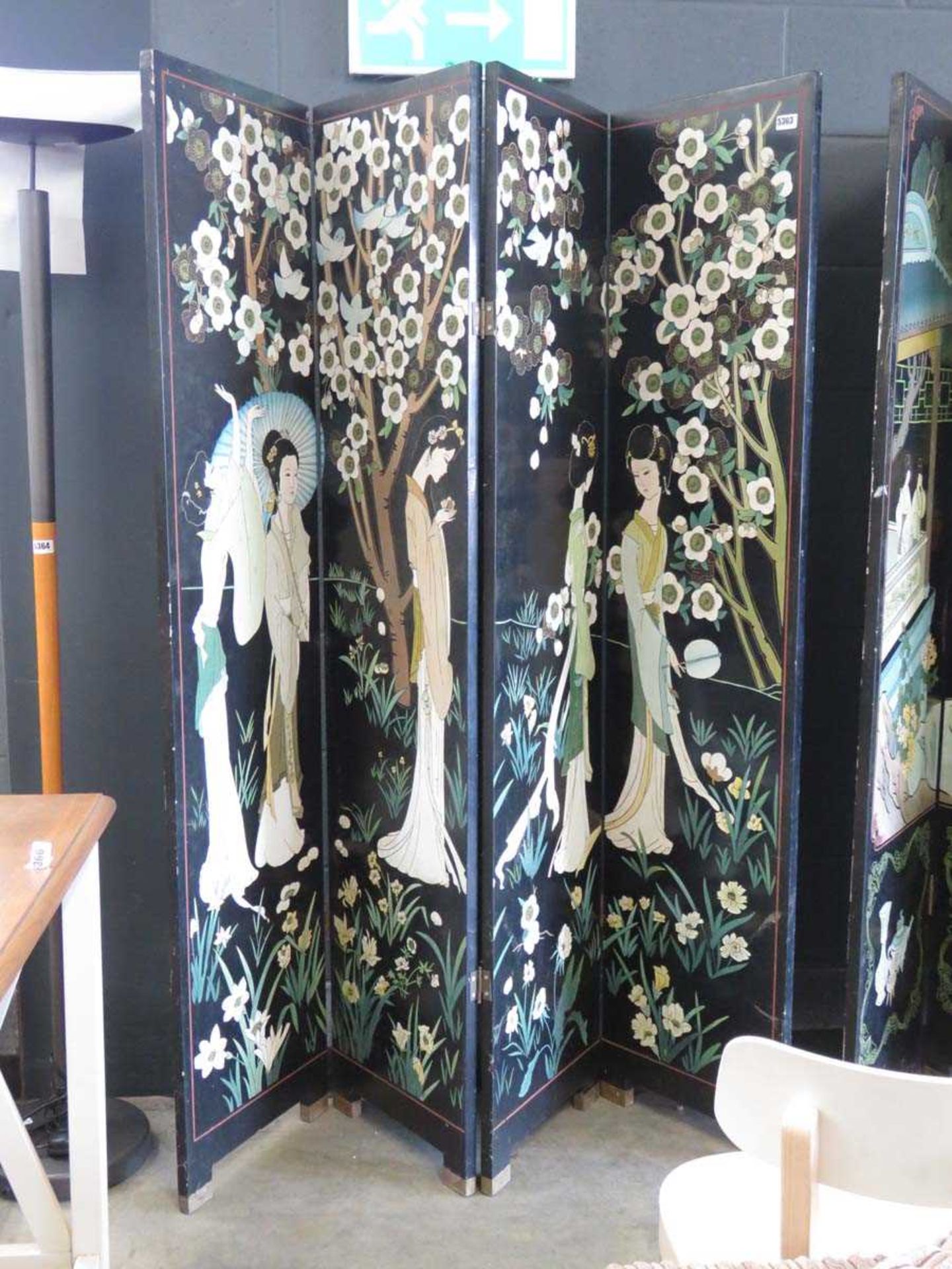 Chinese three fold room divider with landscape and figure pattern