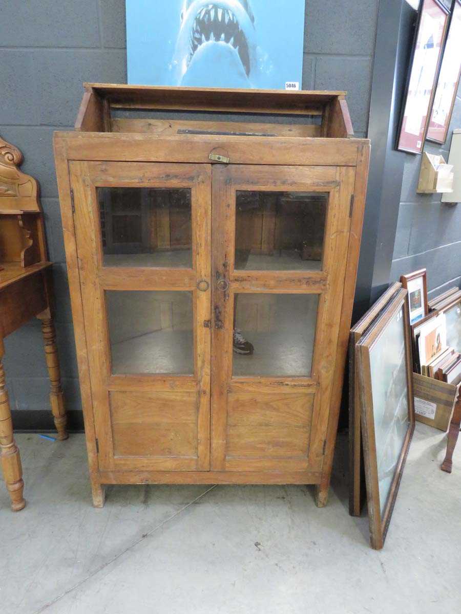 +VAT Glazed double door cupboard with gallery