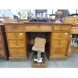 Oak knee hole desk with hinged lid