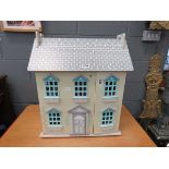 2 tier doll house