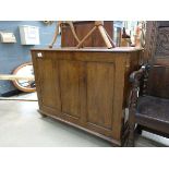 +VAT Oak panelled trunk