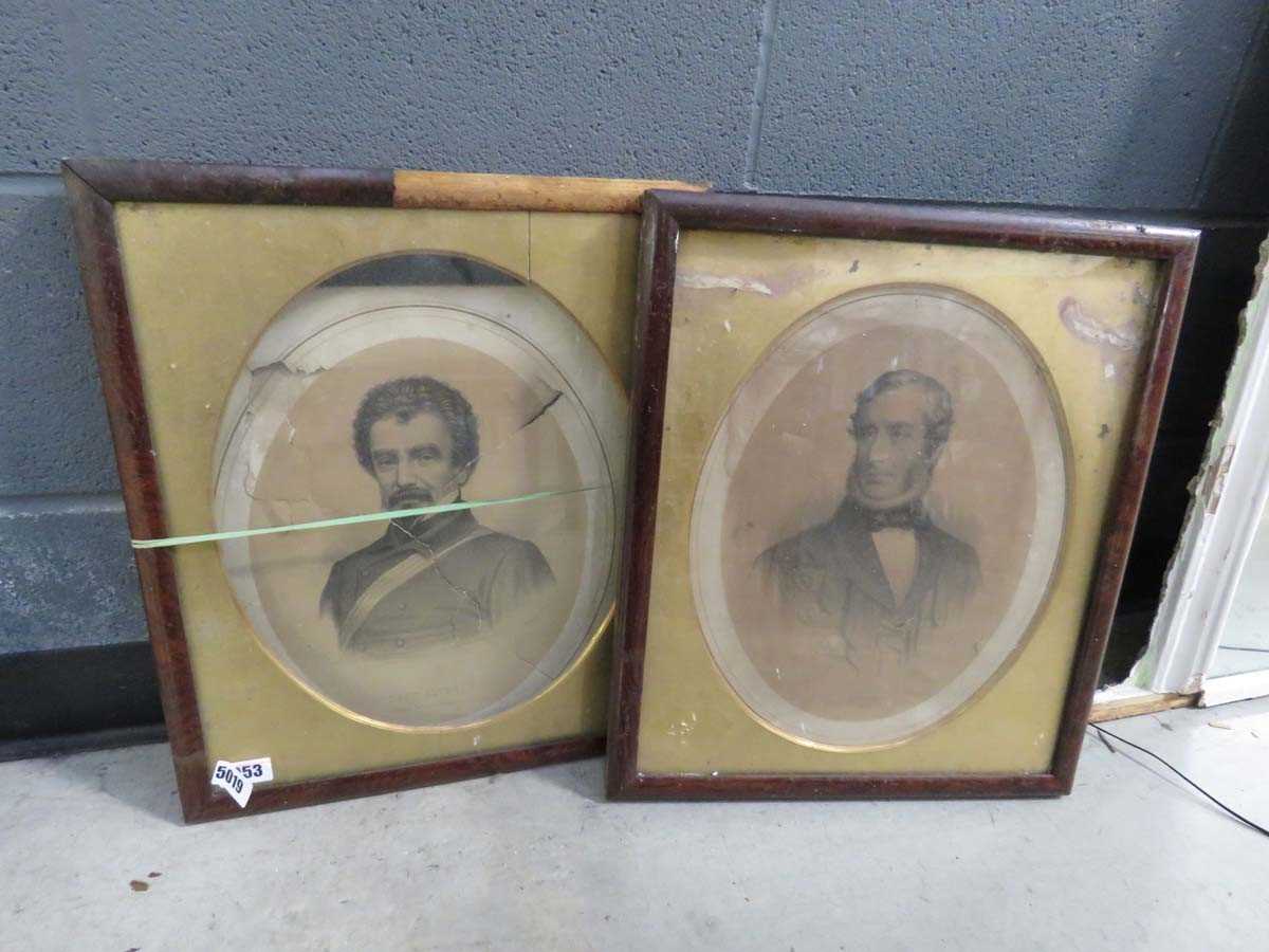 Pair of framed and glazed engravings of portraits of gentlemen