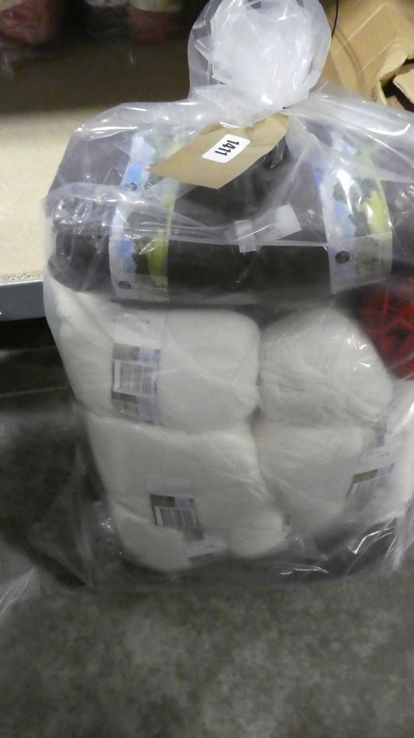 Bag of mixed wool