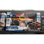 Power drive rock climber remote control vehicle