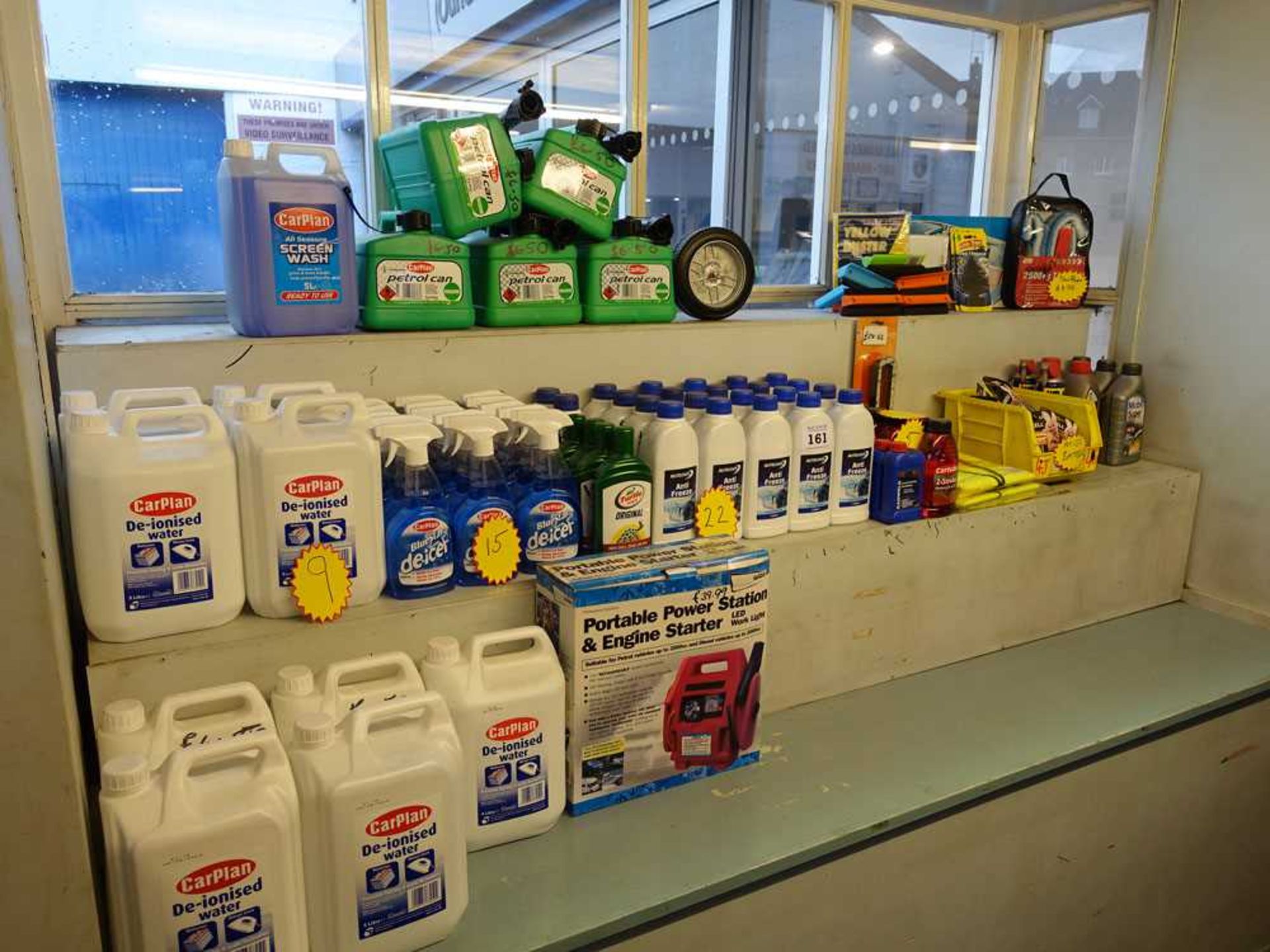+VAT Large selection of vehicle consumables incl. anti freeze and coolant, de-icer, deionised water,
