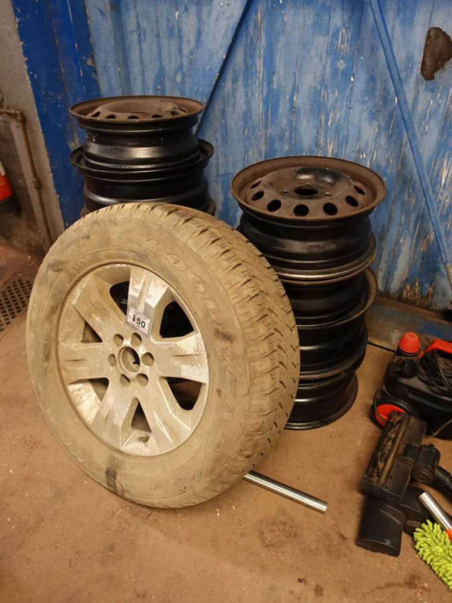 +VAT Selection of mostly Ford wheel rims and a possibly Toyota Land Cruiser alloy wheel and tyre