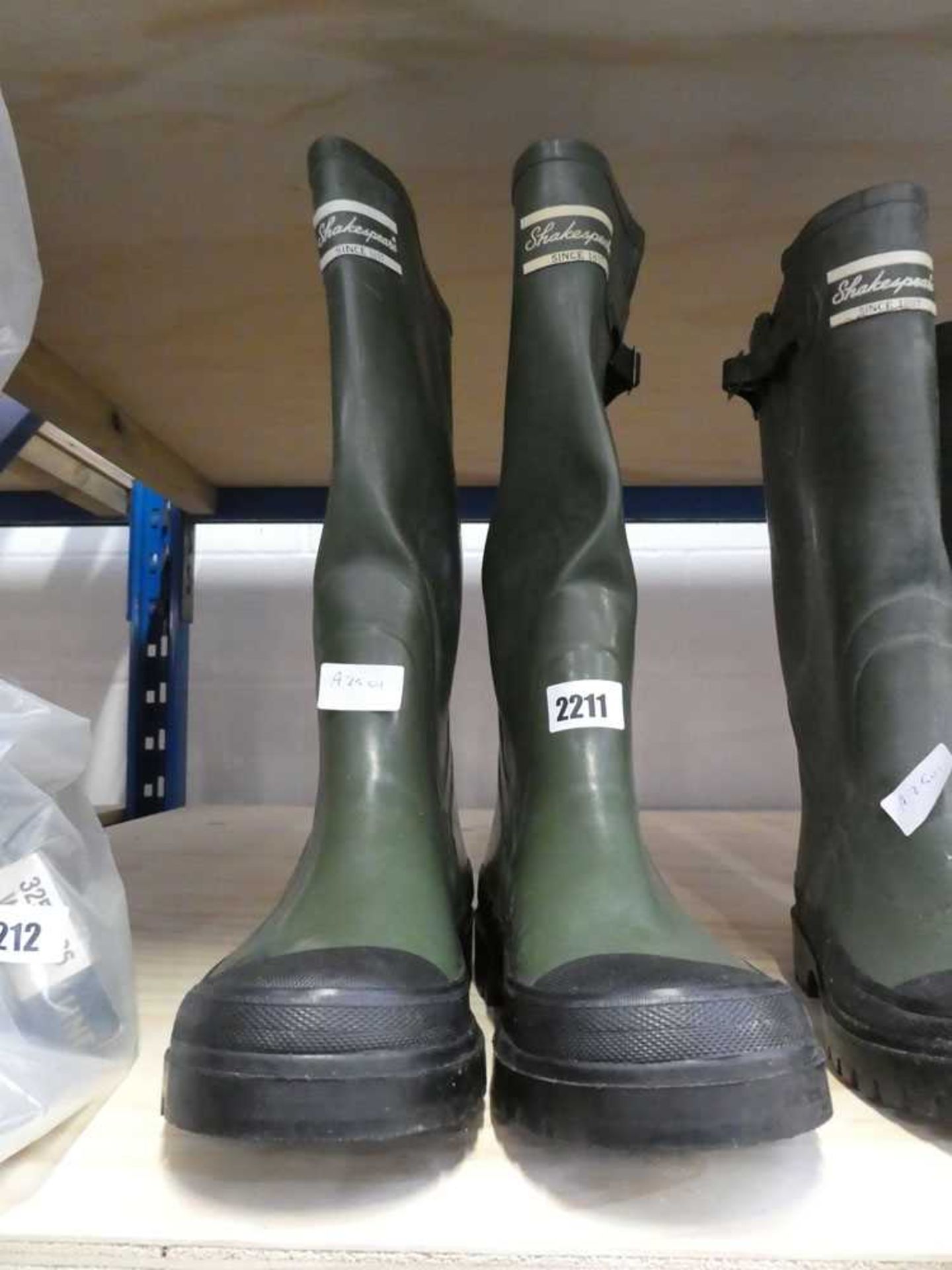 Pair of Shakespeare waterproof wellington boots size 10