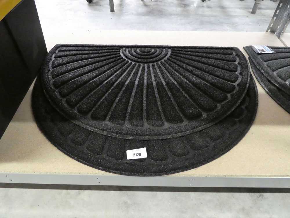 +VAT Pair of semicircular heavy duty scraper mats (24"x39")