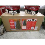 +VAT Boxed 7.5' pre-lit artificial Christmas tree