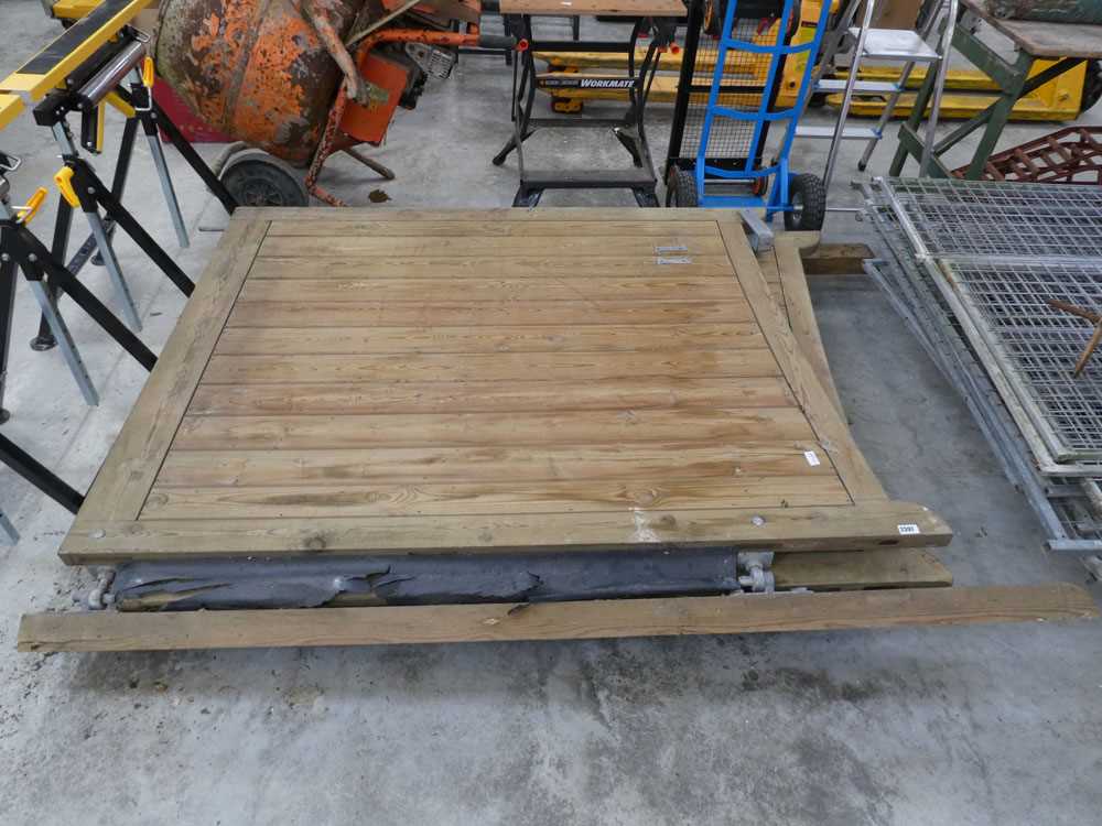 Pair of large wooden driveway gates, 296cm wide x 180cm tall approx.