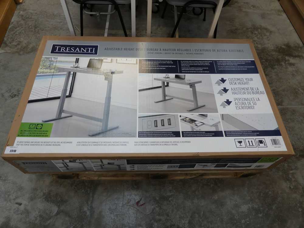 +VAT Boxed Tresanti adjustable height desk