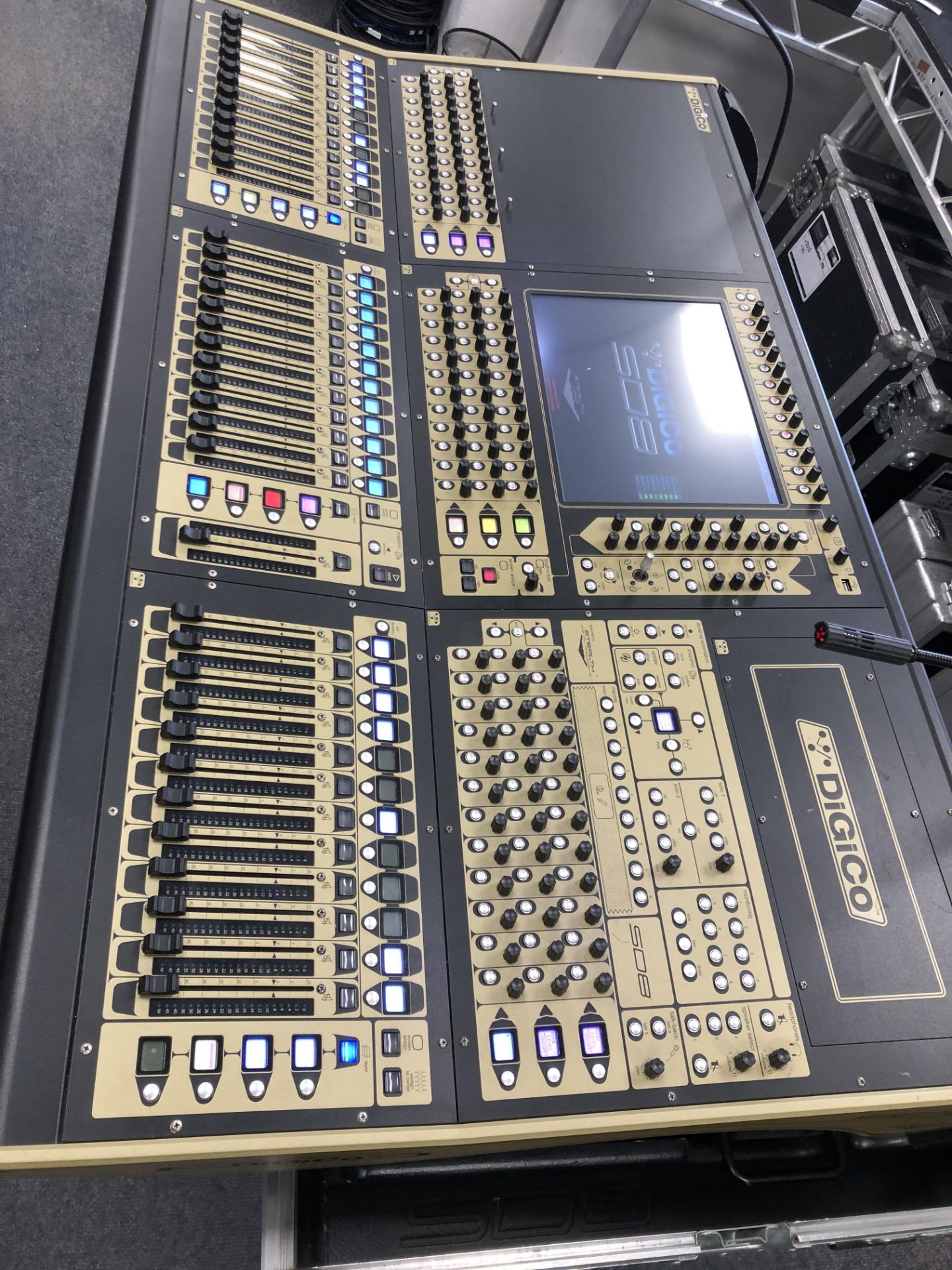 A Digico SD8-36 Sound Mixing Console, Core 2 Software with DigRack 56 input 32 output and 2 x 100m - Image 2 of 8