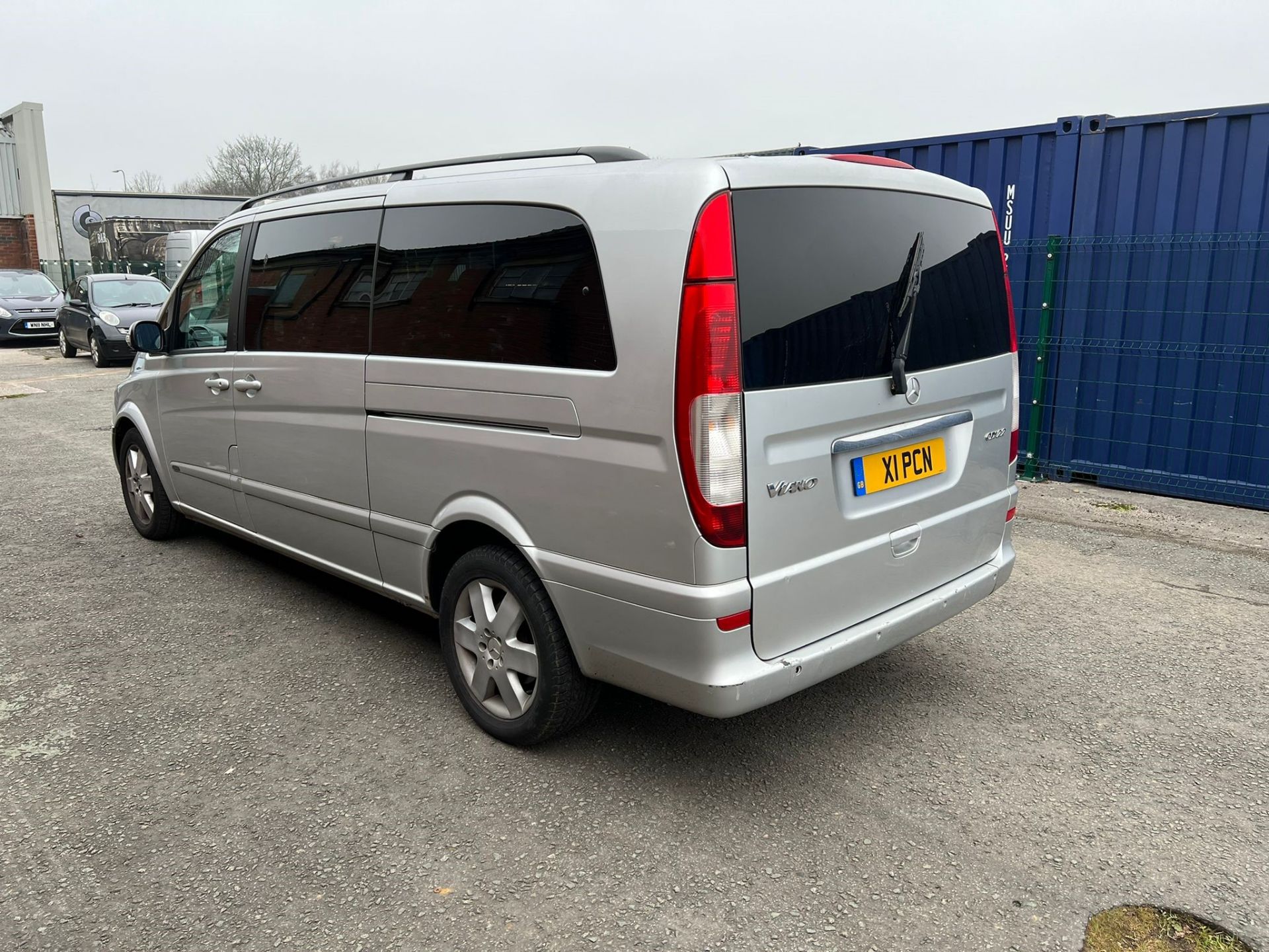 A Mercedes Viano CDI 2.2 Ambient XLONG A 5 door People Carrier Reg. No.X1PCN, first registered 13/ - Image 4 of 16