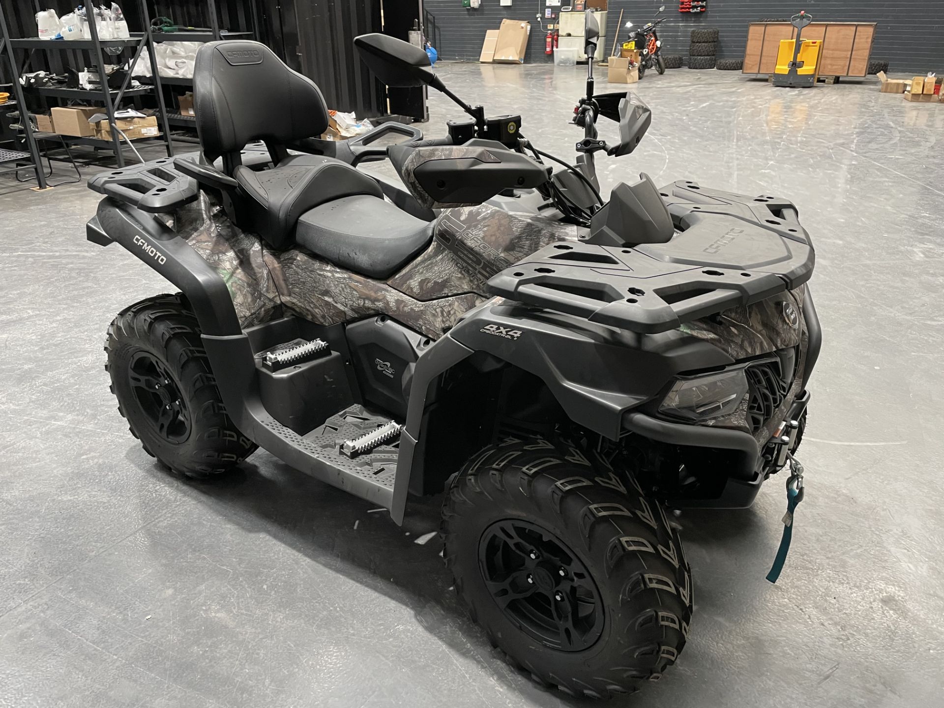 A CF Moto CFORCE 625 Touring 4x4 CF600 ATR-2L b Quad Bike VIN No.LCELDUZE8M6000693 (as new) with