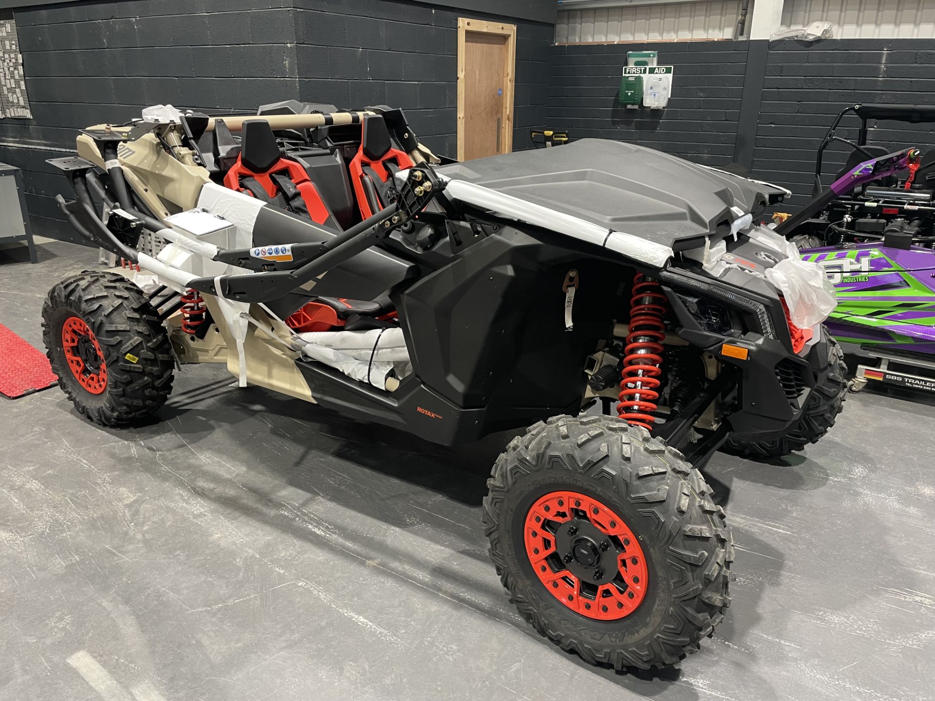 A BRP Can-Am Maverick XRS Turbo RR Off Road Utility Terrain Vehicle, no key, VIN No.