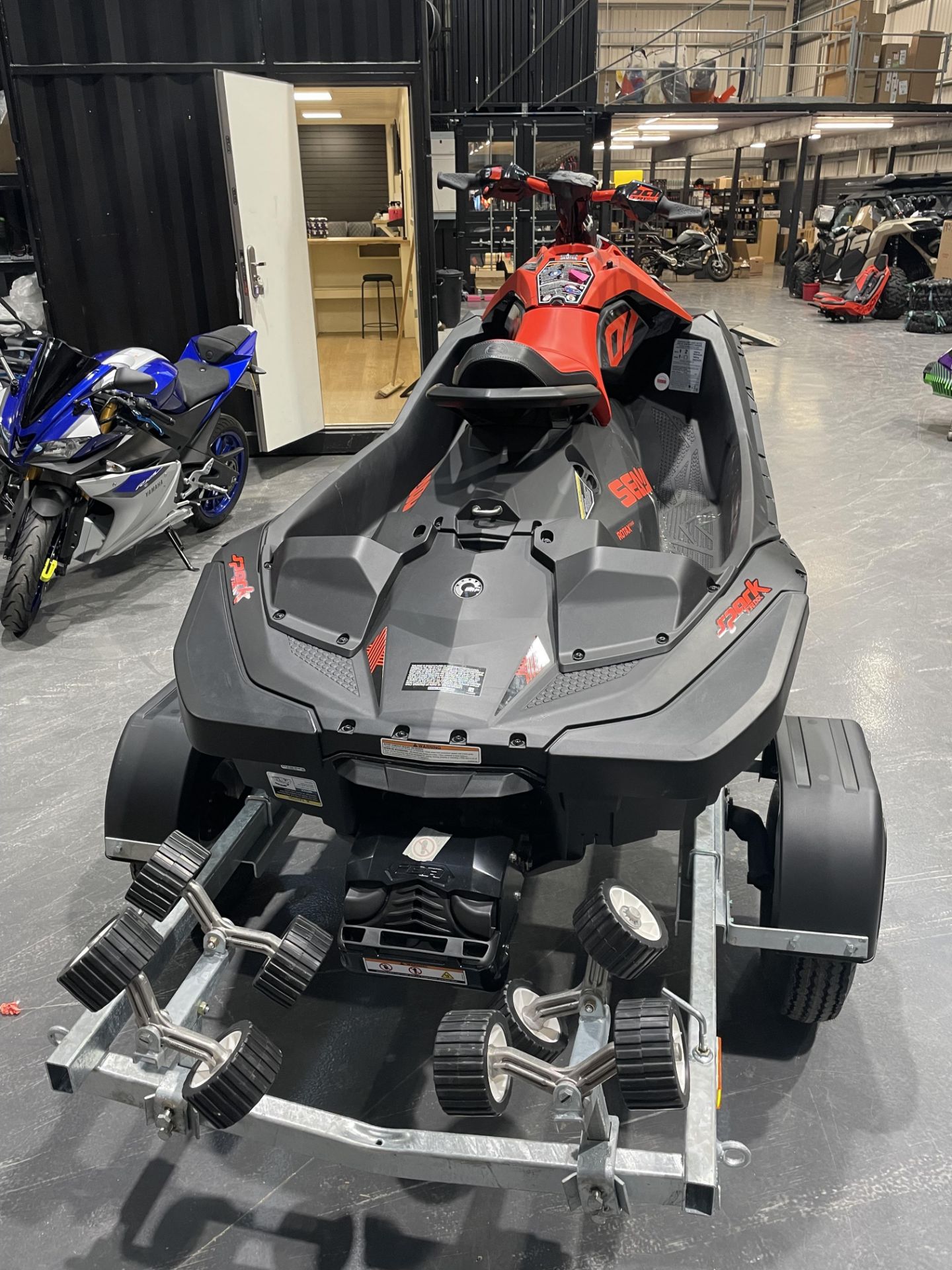 A BRP SeaDoo Spark 2 up 900h AH0195 Jet Ski, red/black, VIN No.CA-YDV63512C121 (as new) with SBS - Image 3 of 6