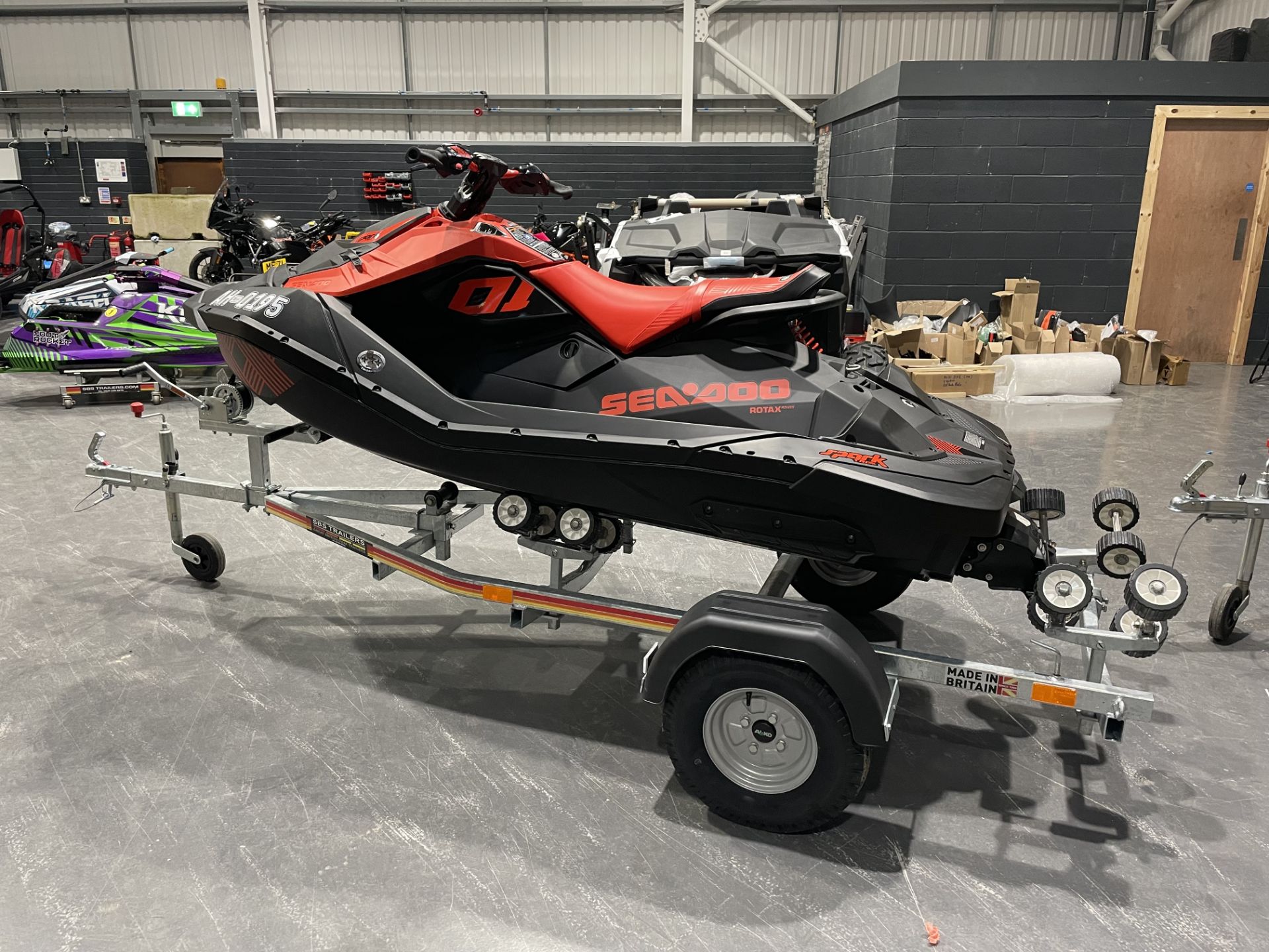 A BRP SeaDoo Spark 2 up 900h AH0195 Jet Ski, red/black, VIN No.CA-YDV63512C121 (as new) with SBS - Image 4 of 6