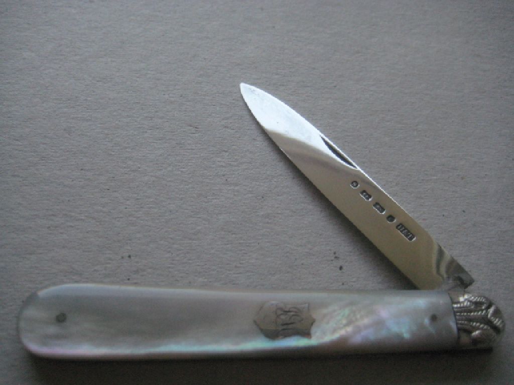 Rare Victorian Prince of Wales Feathers Engraved Silver Fruit Knife