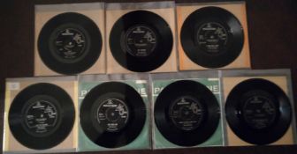 7x The Beatles Vinyl Records. 6x 1st Press / 1x 2nd Press.