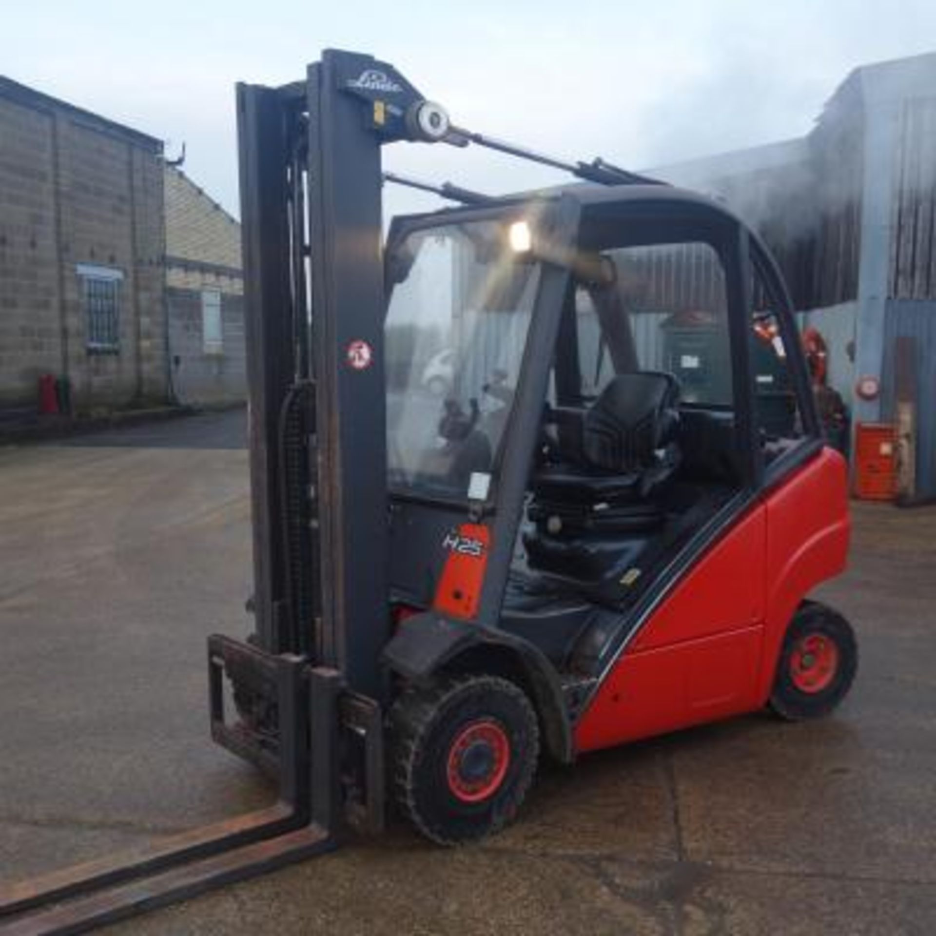 2005 Linde H25D.