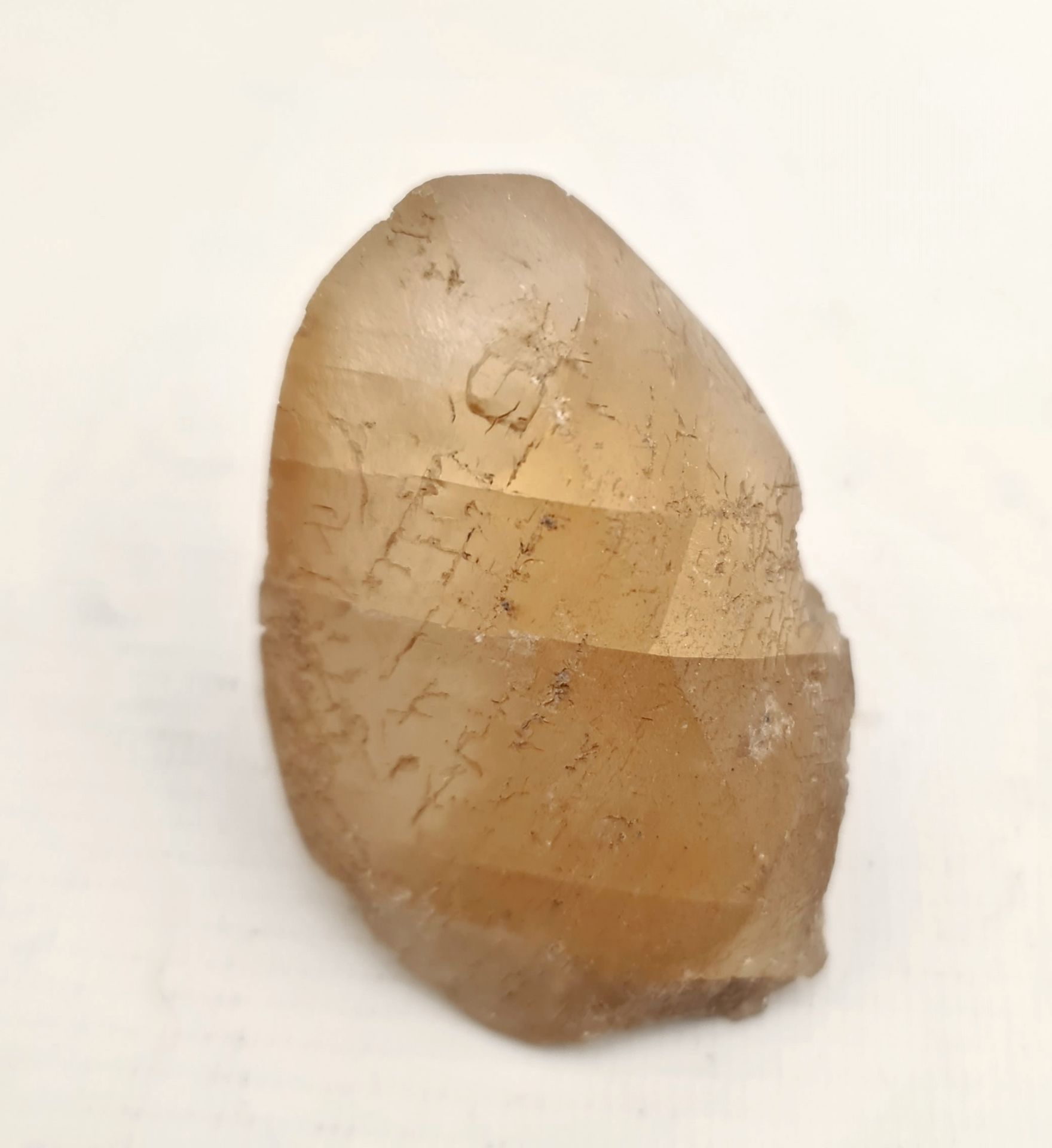 Collectable Minerals Single Dog Tooth Calcite Crystal Weight 163g. Measures 3 inches tall - Image 2 of 2
