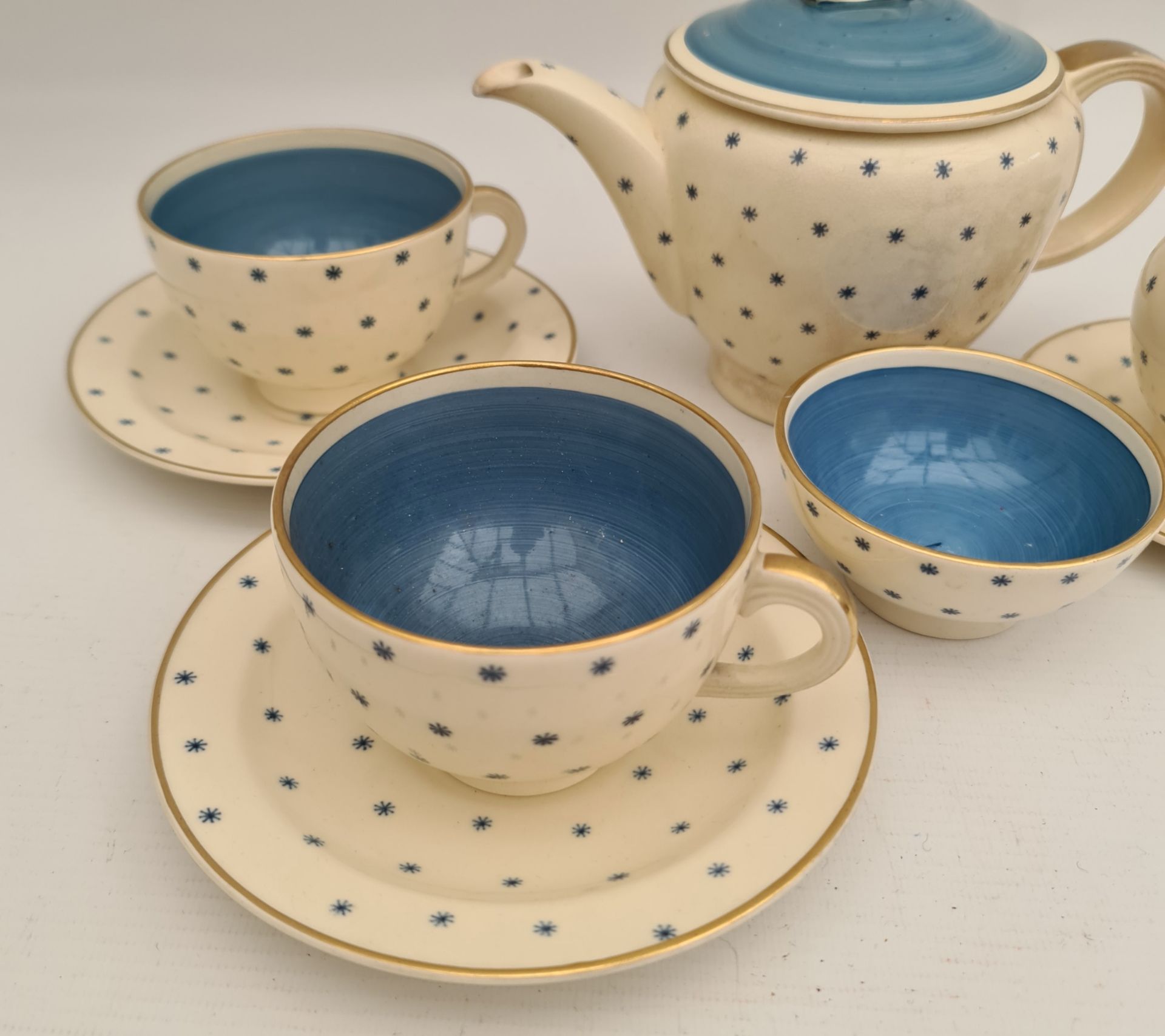 Vintage Susie Cooper Tea Pot Plus Cups Saucers Milk & Sugar Star Burst Pattern - Image 2 of 2
