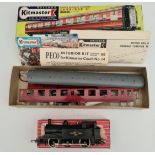 Toy Hornby Dublo Locomotive 00 0-6-0 Tank Engine 2206 Black and Kitmaster Rolling Stock