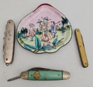 Vintage Pen Knives & a Chinese Enamelled Pin Dish