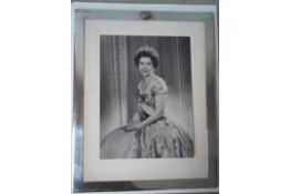 ROYALTY Queen Frederica of Greece signed framed portrait in a silver plated frame 10.5" x 13" 27