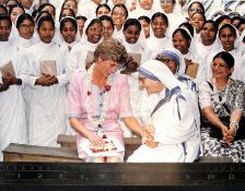 Royalty Princess Diana touching moment with Nuns of Mother Theresa's mission Indian Calcutta
