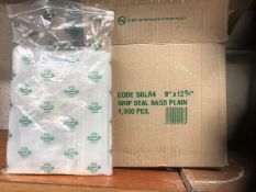 Approx. 700 Grip seal bags