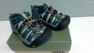 Keen green gables wood thrush kids size 9