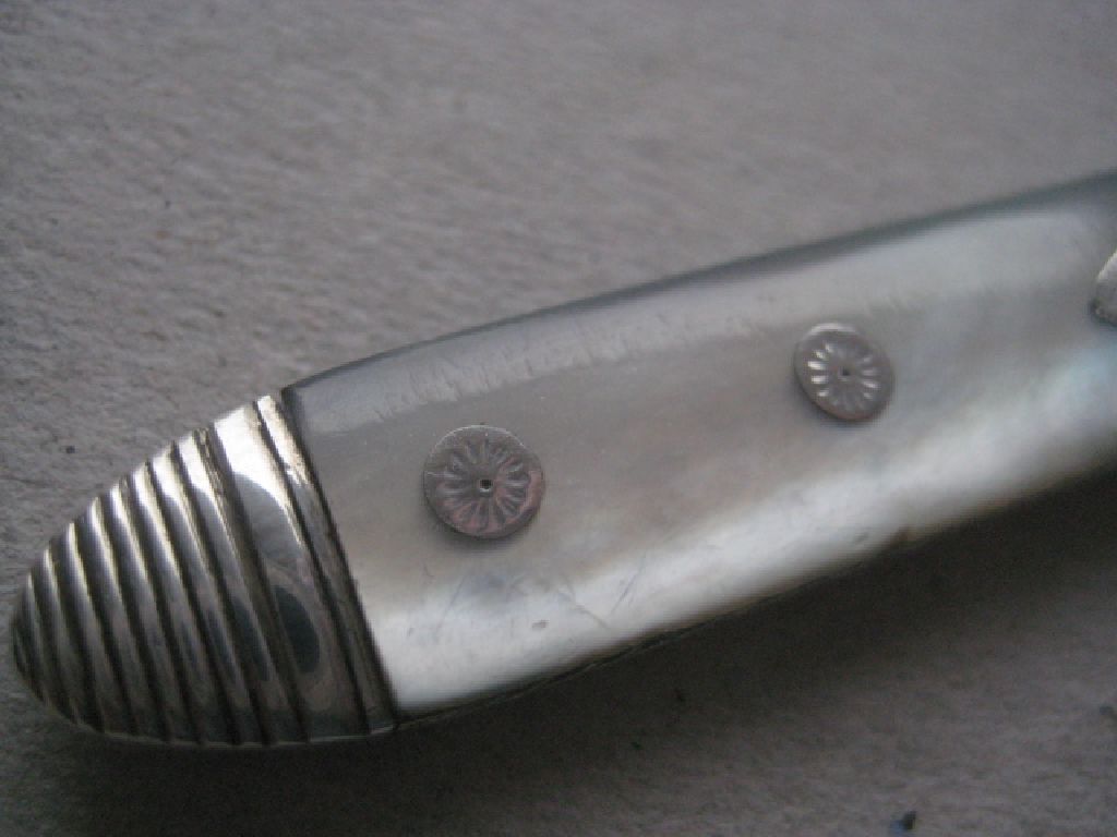 Rare Large George III Mother of Pearl Hafted Matching Silver Bladed Folding Fruit Knife & Fork - Image 5 of 24