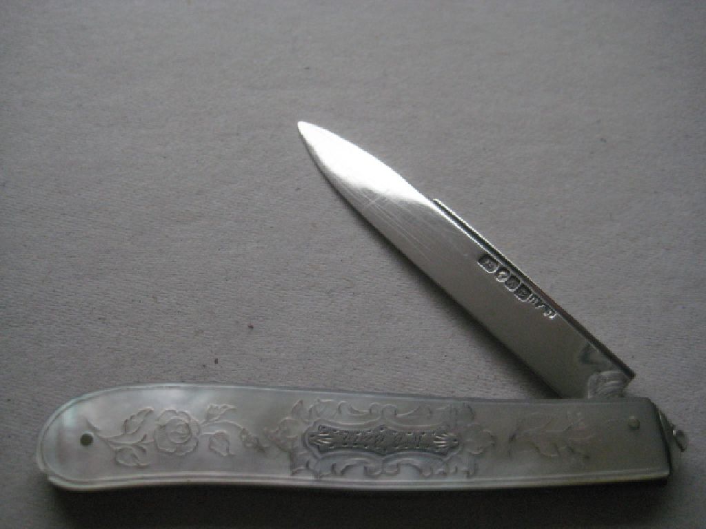 Victorian Mother of Pearl Hafted Silver Fruit Knife