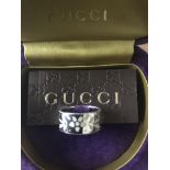 Gucci Icon Blossom Enamel Fine Ring in 18ct White Gold 9mm Size 16 approx UK M/N
