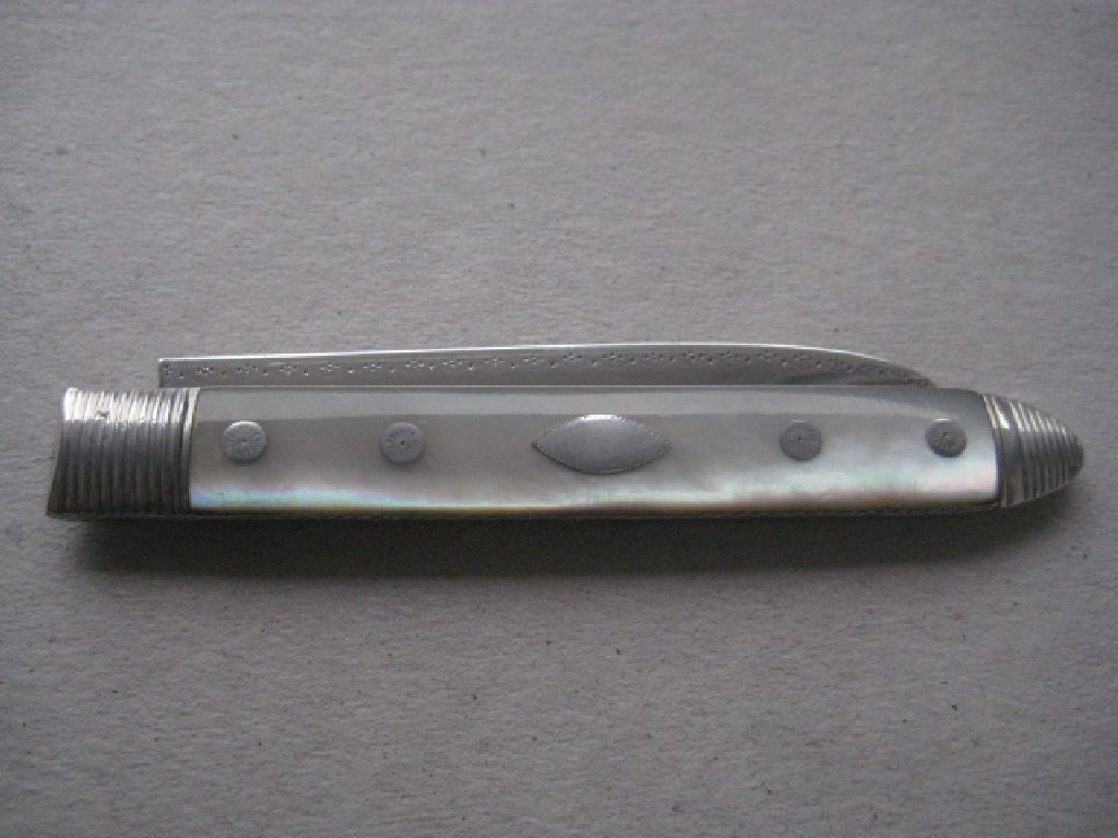 Rare Large George III Mother of Pearl Hafted Matching Silver Bladed Folding Fruit Knife & Fork - Image 11 of 24