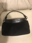 DKNY Logo Shoulder Handbag magnetic closure