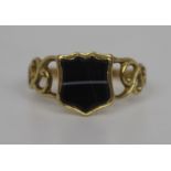 Gold Onyx Set Crested Ring