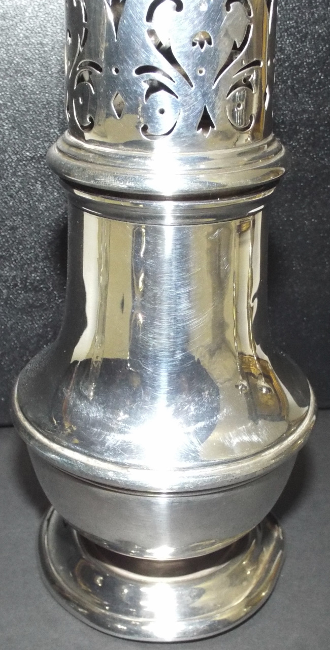 Fine Sterling Silver Sugar Dredger London 1927 - Image 3 of 4