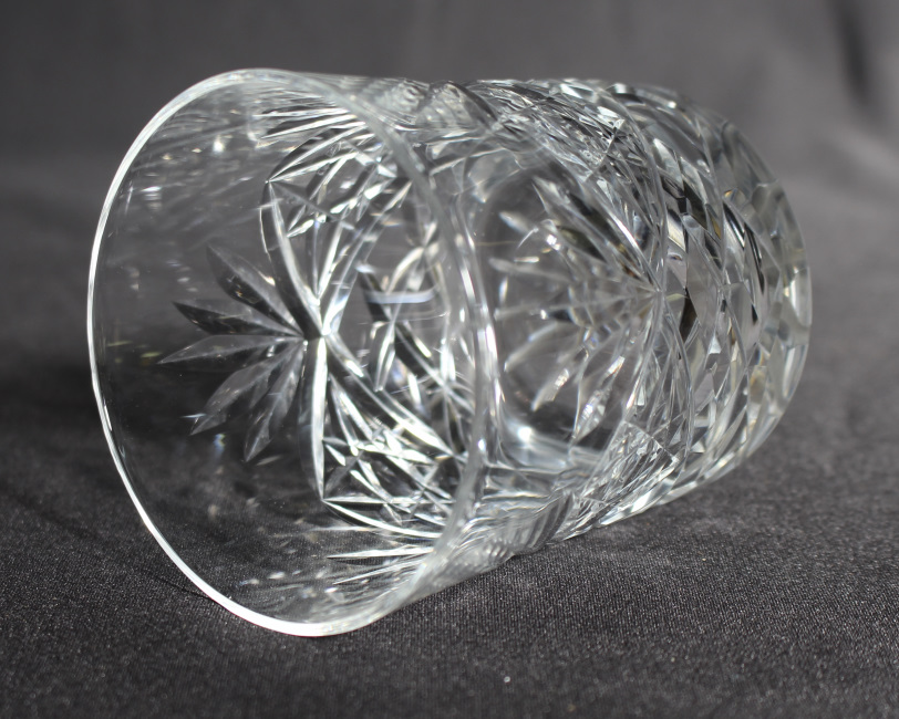 Set of 6 Cut Glass Stourbridge Crystal Spirit Glasses - Image 4 of 5