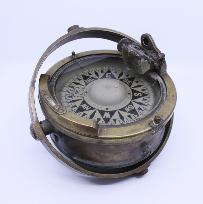 Early 20th c. Bronze Gimballed Compass by F.Smith & Sons - Image 2 of 11