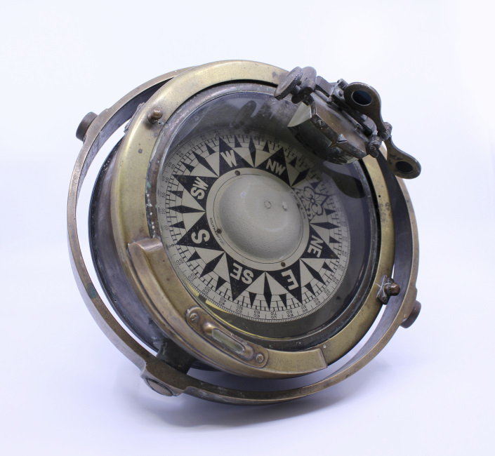 Early 20th c. Bronze Gimballed Compass by F.Smith & Sons - Image 3 of 11