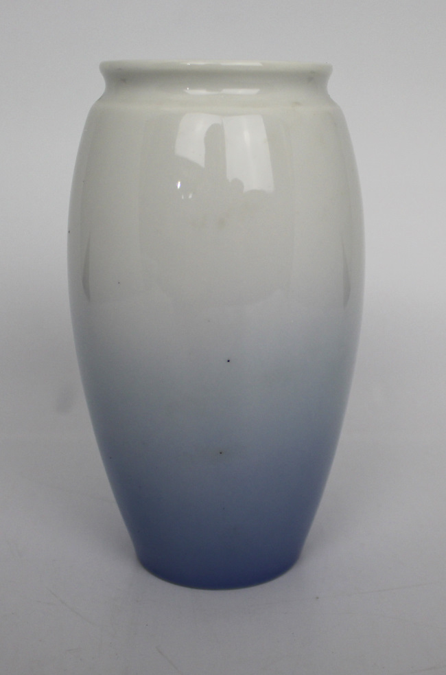 Bing & Gr¿ndahl Vase - Image 2 of 3