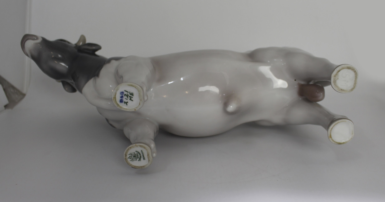 Bing & Gr¿ndahl Copenhagen Denmark Porcelain Bull Sculpture #2121 - Image 5 of 5