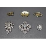 Collection of 6 Brooches