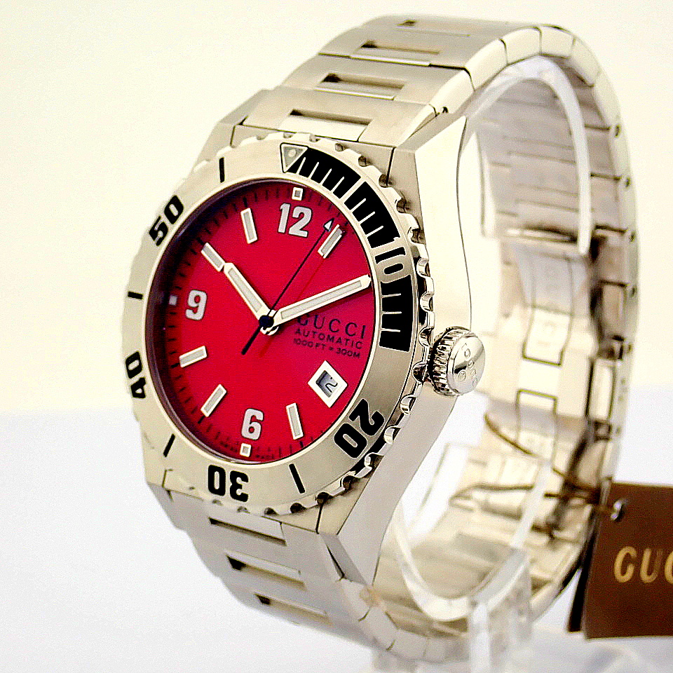 Gucci / Pantheon 115.2 (Brand New) - Gentlemen's Steel Wrist Watch - Image 4 of 10