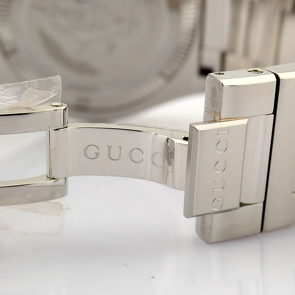 Gucci / Pantheon 115.2 (Brand New) - Gentlemen's Steel Wrist Watch - Image 9 of 10