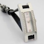 Gucci / 3900L / Mother Of Pearl & Diamond - Ladies' Steel Wrist Watch