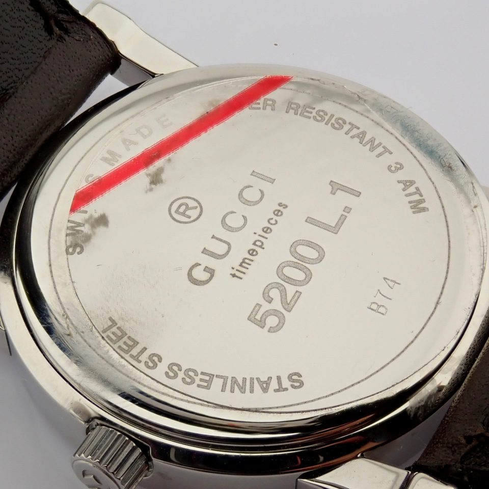 Gucci / 5200L.1 - Unisex Steel Wrist Watch - Image 7 of 9