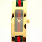 Gucci / 3900L - Ladies' Steel Wrist Watch